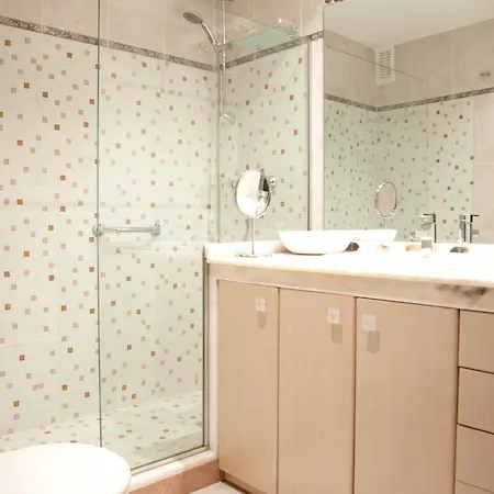 L'umbracle Views Daire